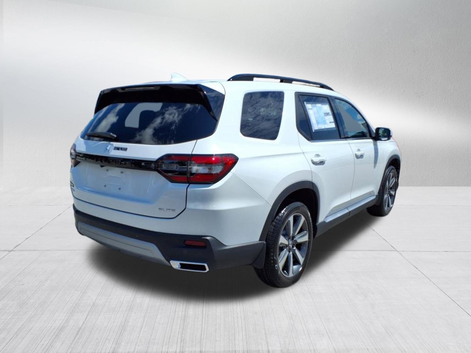 2025 Honda Pilot Elite photo 4