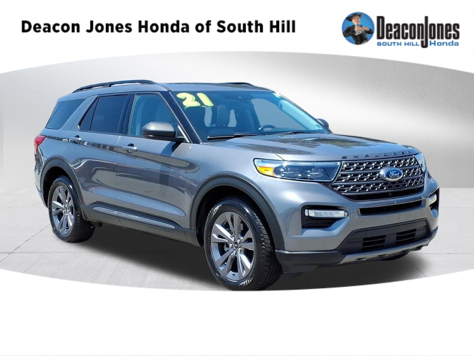 2021 Ford Explorer XLT 4WD's photo