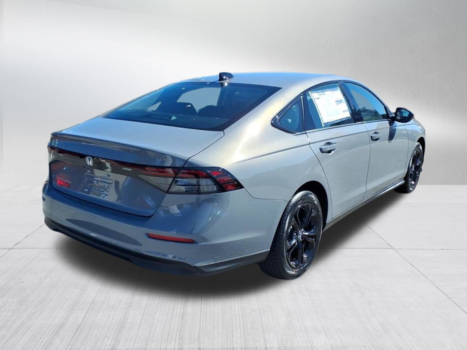 2025 Honda Accord SE photo 4