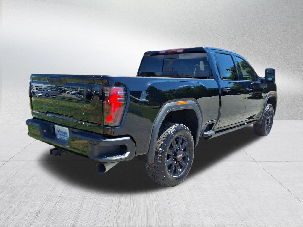 Used 2025 GMC Sierra 2500 HD AT4 Truck Crew Cab