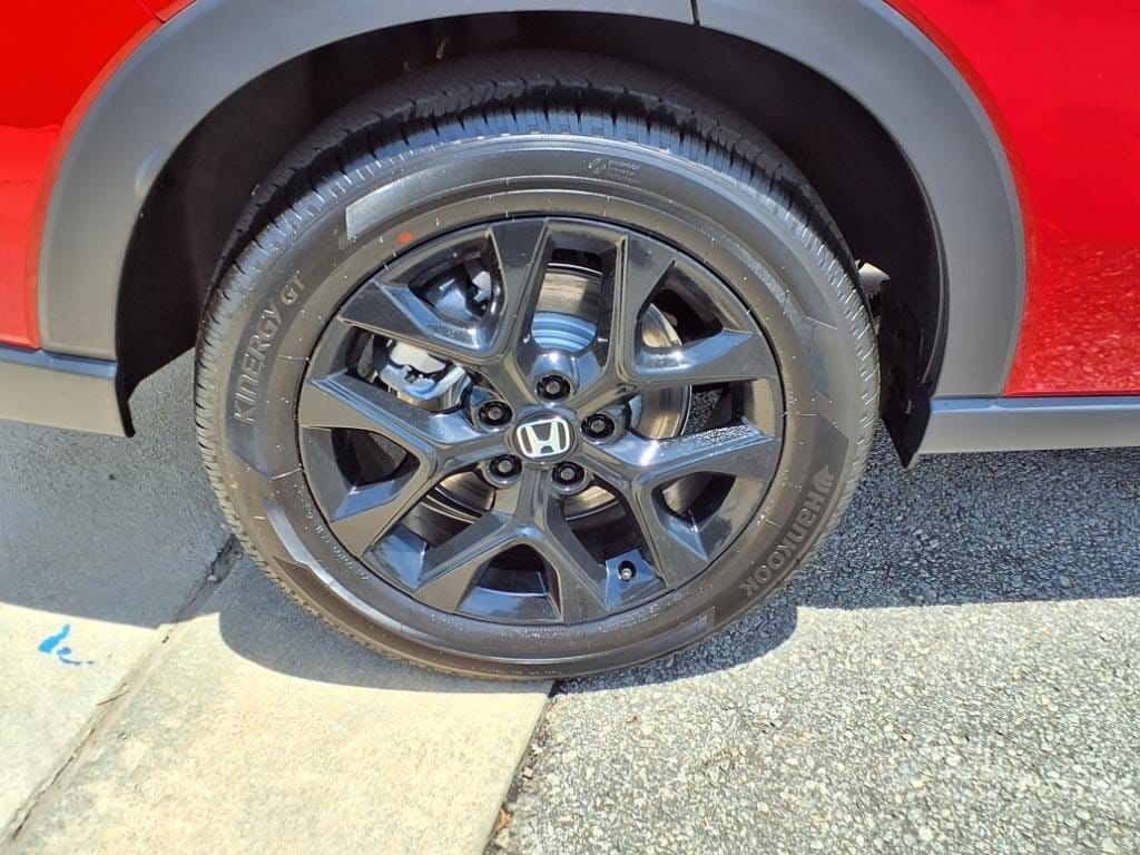 2025 Honda HR-V Sport - Photo 11