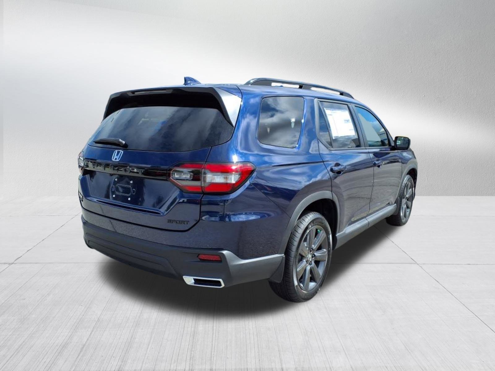 2025 Honda Pilot Sport photo 4