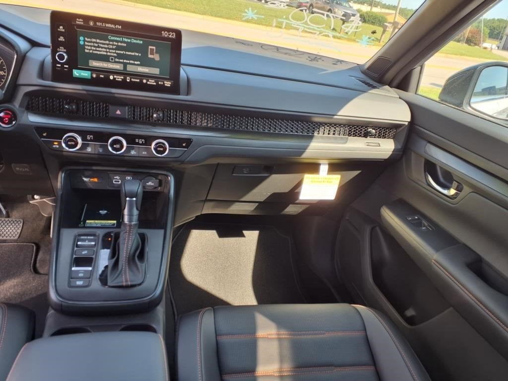 2025 Honda CR-V Sport-L - Photo 23