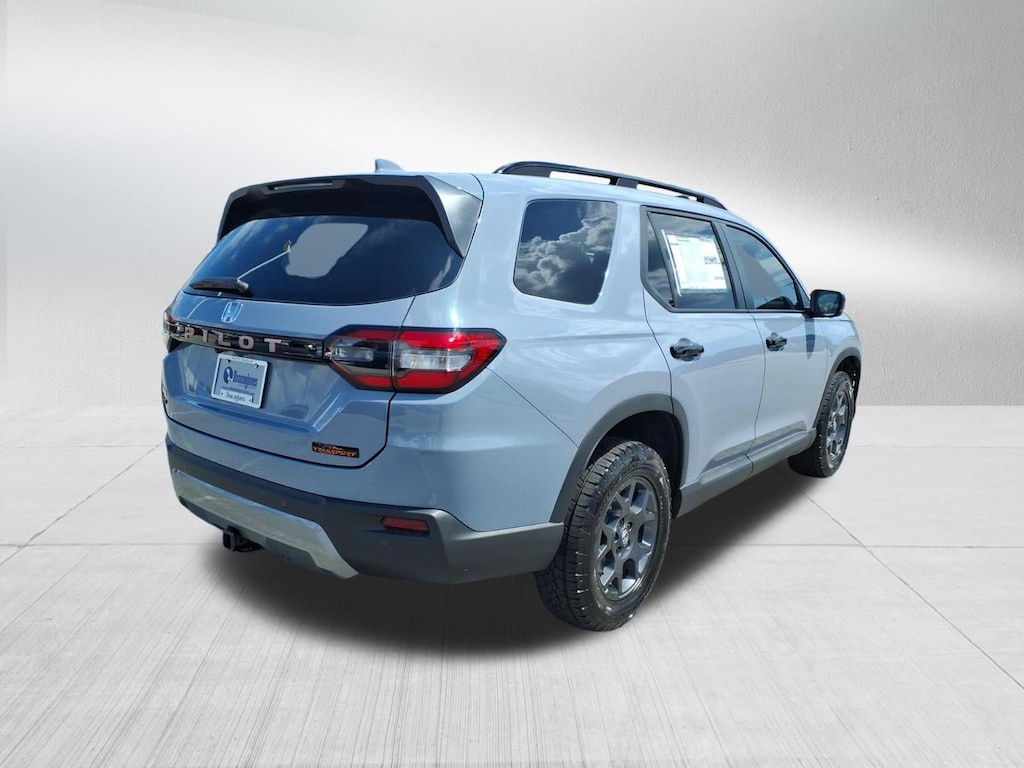 New 2026 Honda Pilot TrailSport SUV