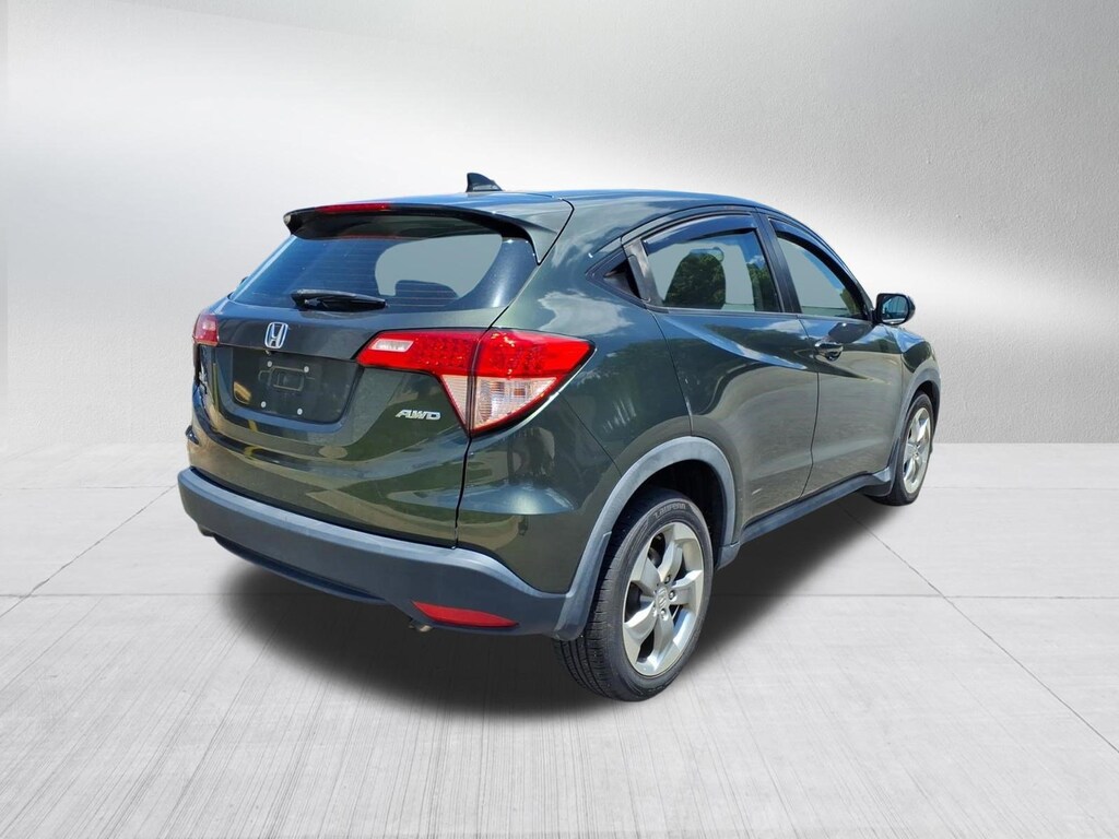 Used 2018 Honda HR-V LX AWD SUV