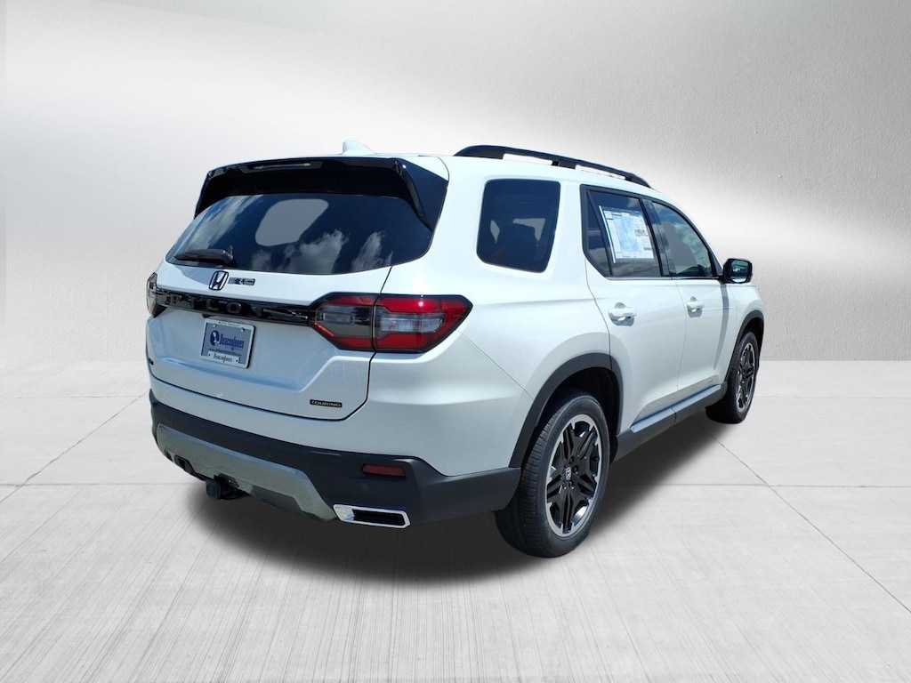 New 2026 Honda Pilot Touring S SUV