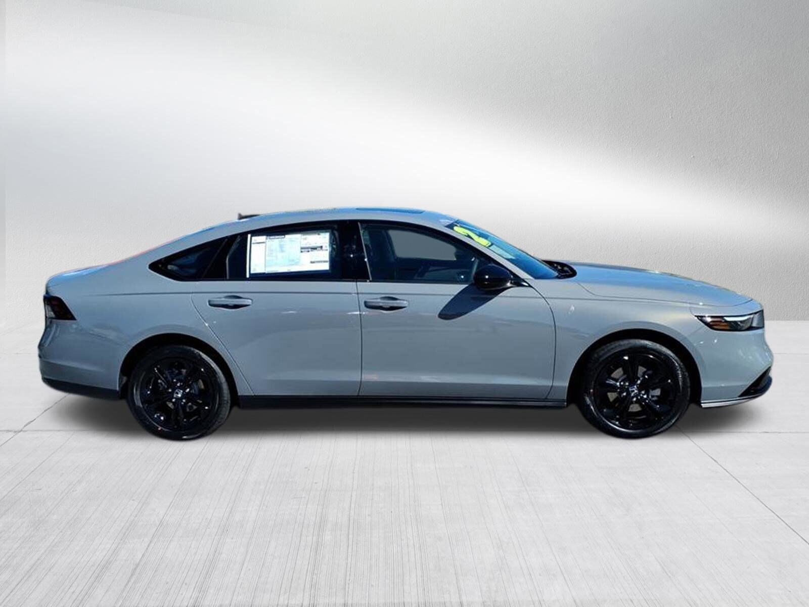 2025 Honda Accord SE photo 3