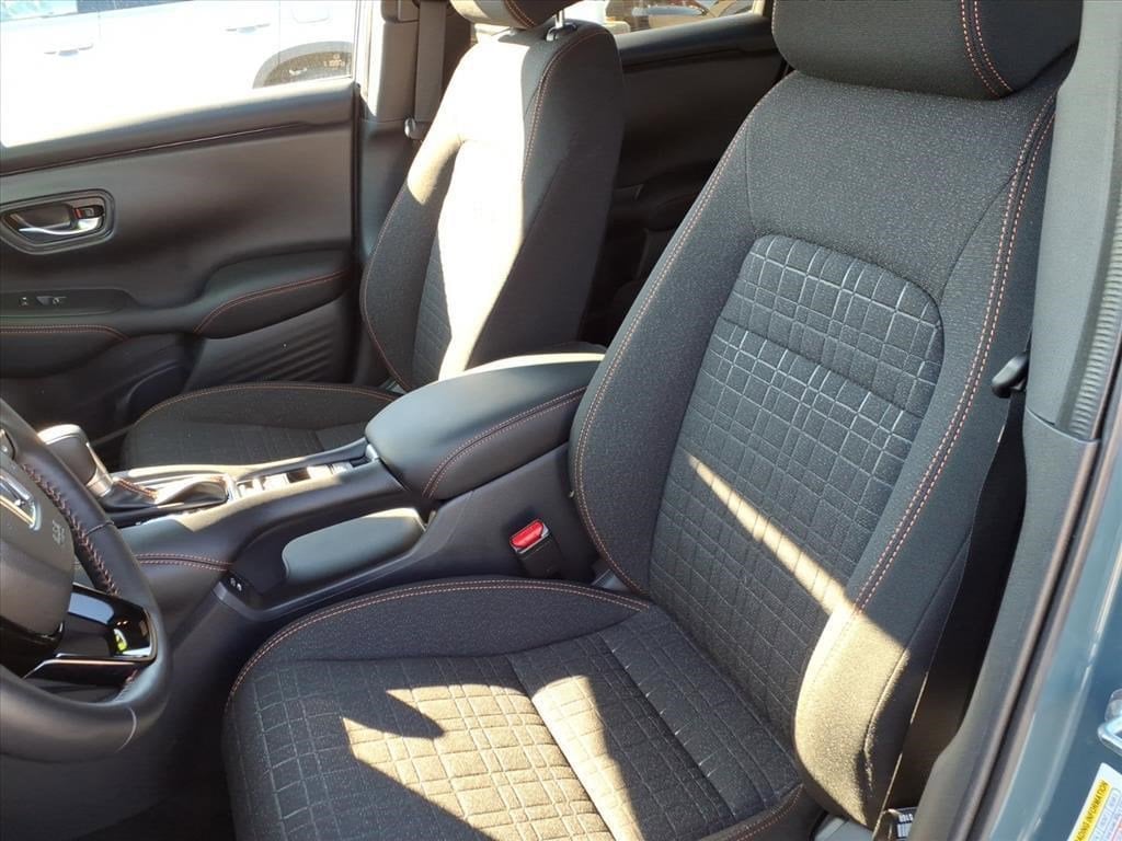 2026 Honda HR-V Sport - Photo 17