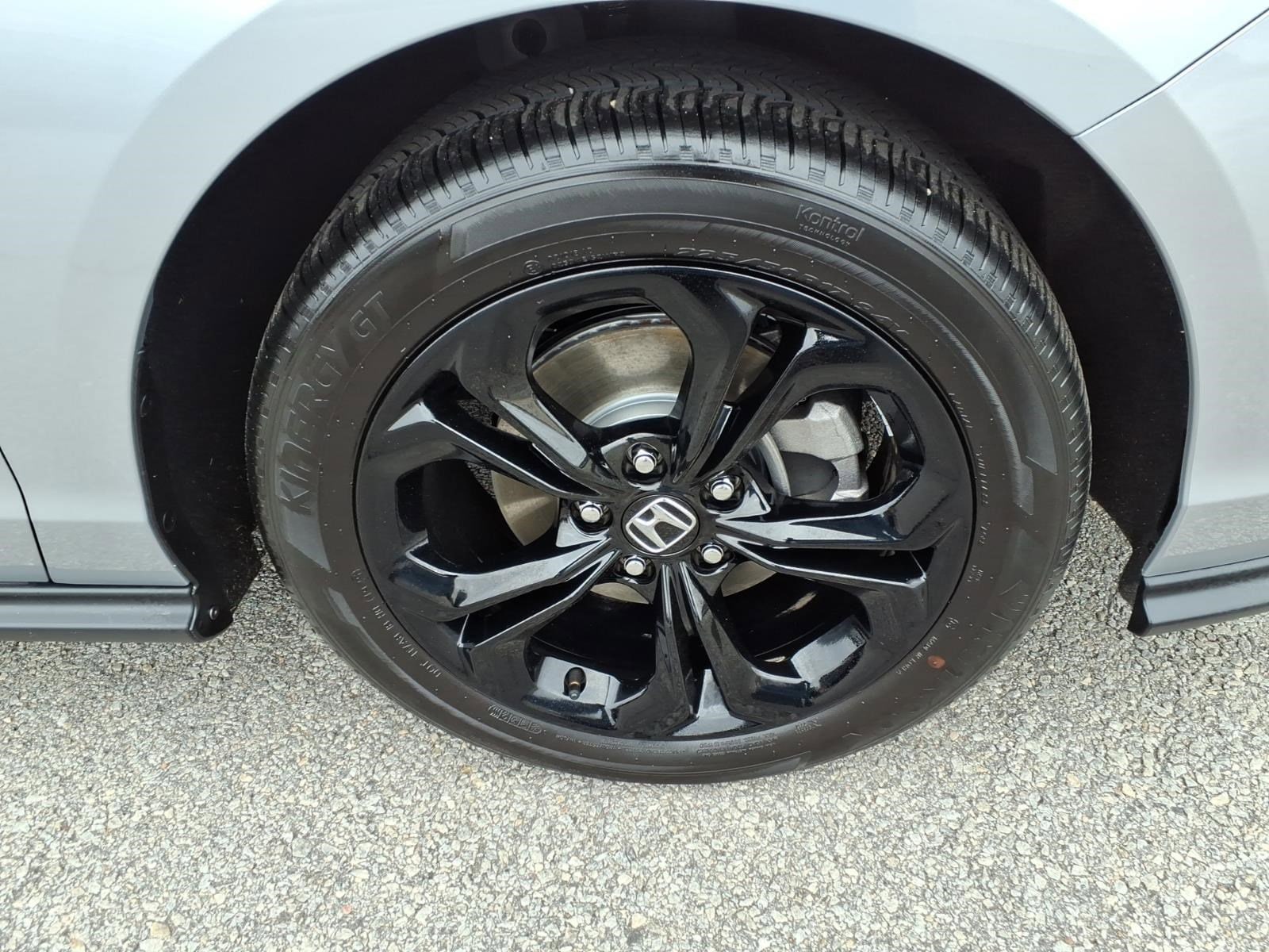 2025 Honda Accord SE - Photo 10