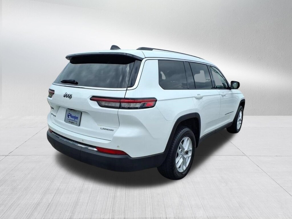Used 2022 Jeep New Grand Cherokee Laredo SUV