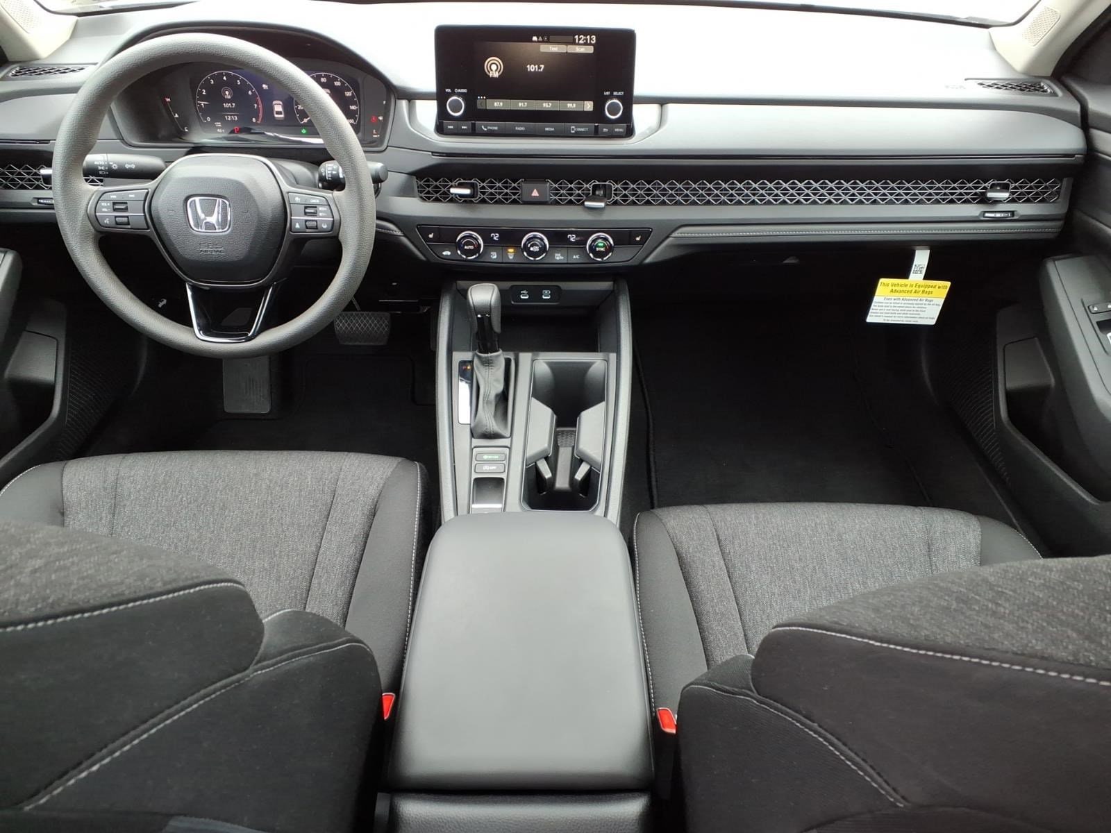 2025 Honda Accord SE - Photo 14