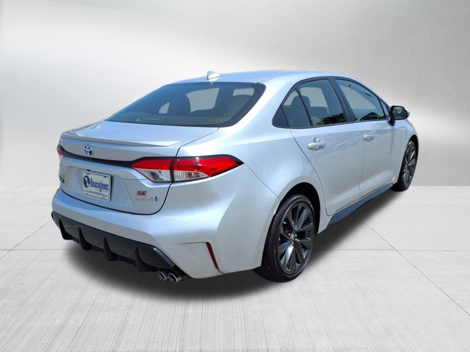2024 Toyota Corolla Hybrid SE photo 4