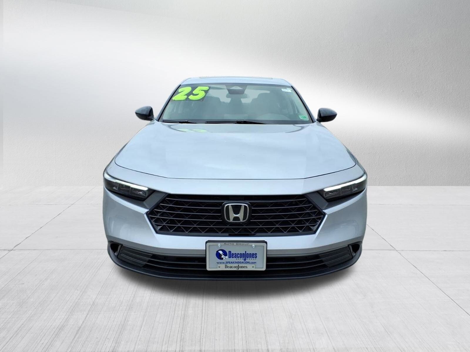 2025 Honda Accord SE - Photo 9
