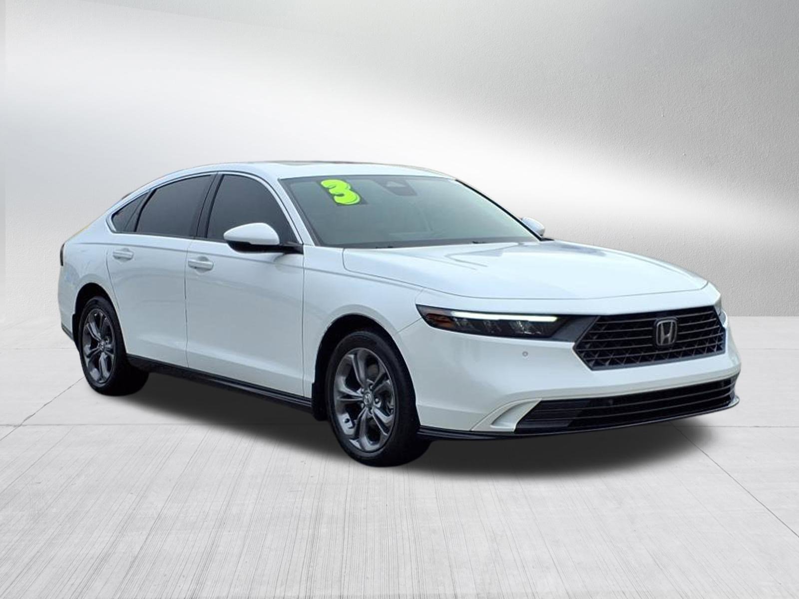 2023 Honda Accord Hybrid EX-L photo 2
