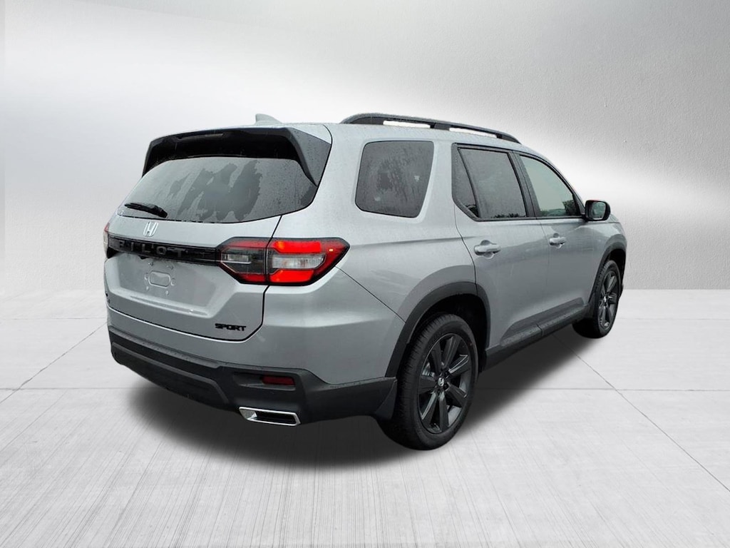 New 2025 Honda Pilot Sport SUV