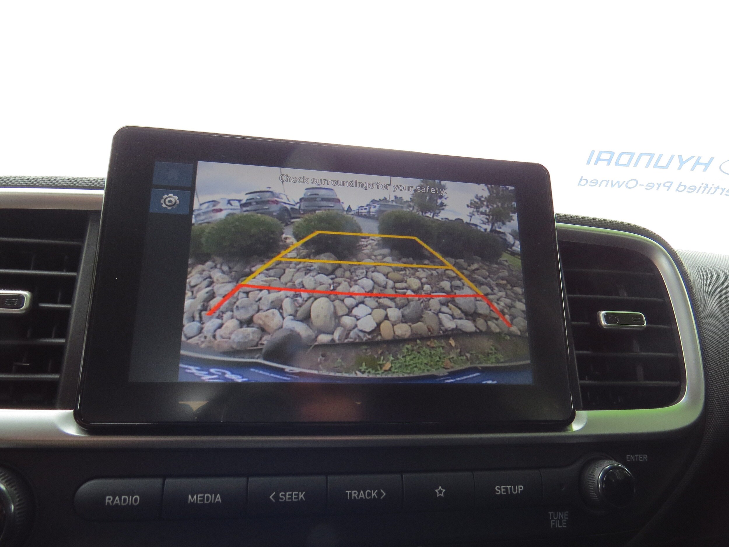 2025 Hyundai Venue SE - Photo 18
