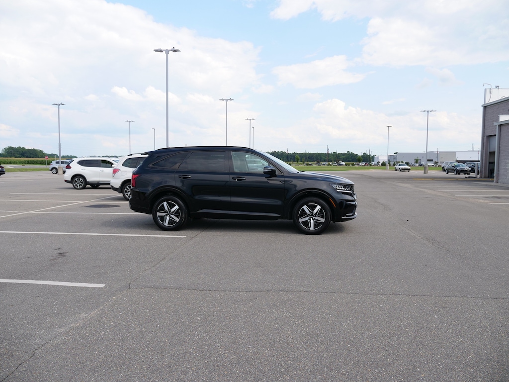 Used 2023 Kia Sorento S SUV