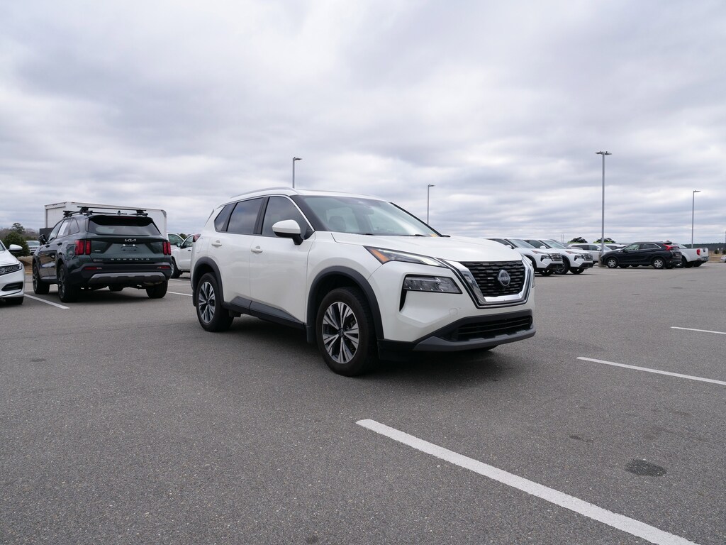 Used 2023 Nissan Rogue SV SUV