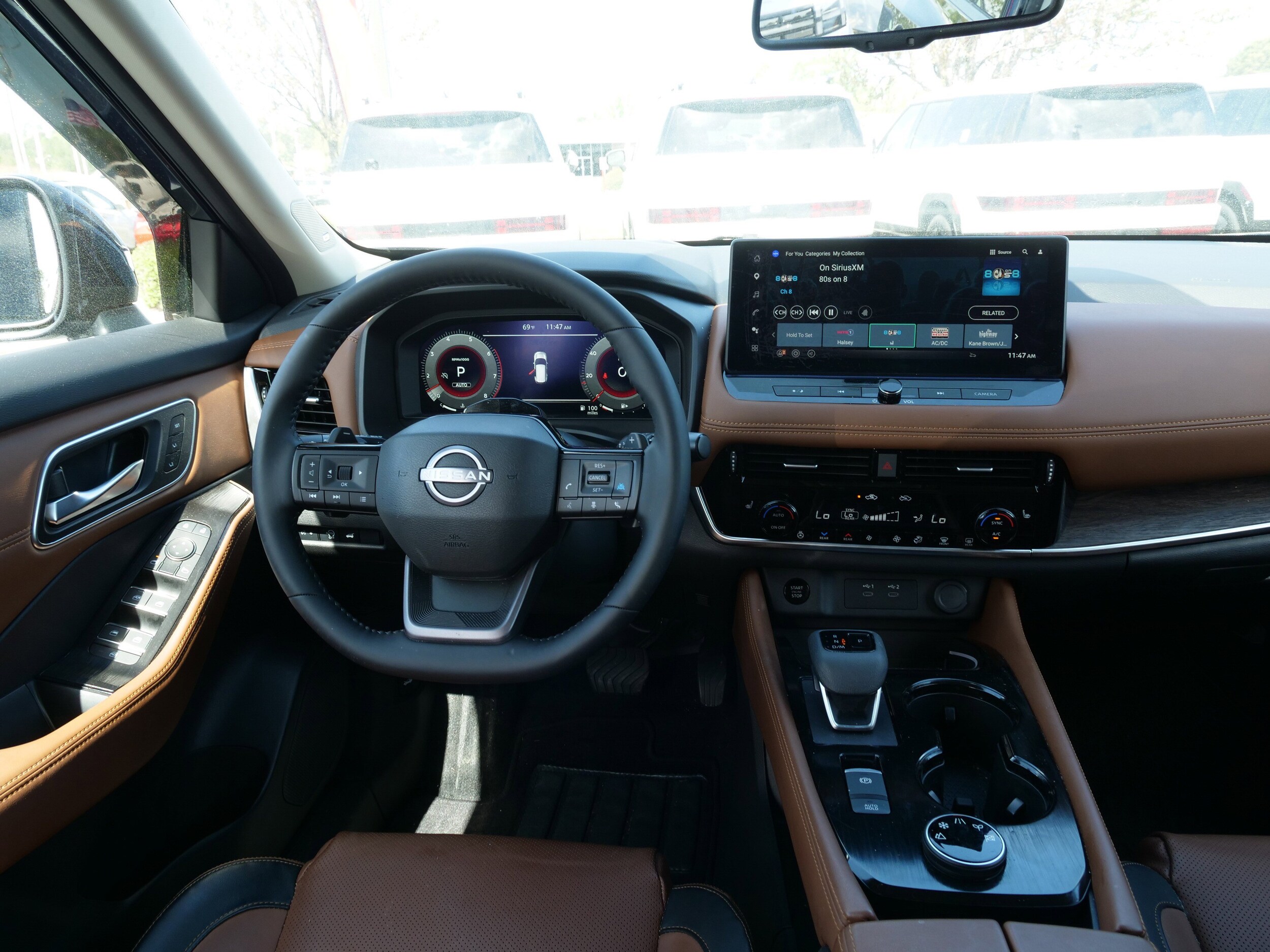 2025 Nissan Rogue Platinum - Photo 20