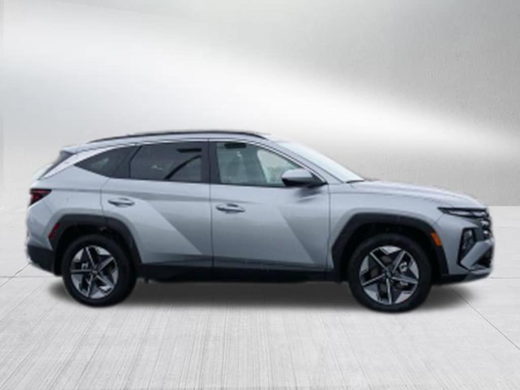 New 2026 Hyundai Tucson SEL FWD SUV