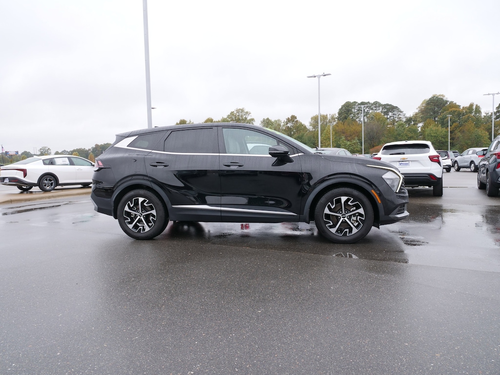 Used 2023 Kia Sportage EX SUV