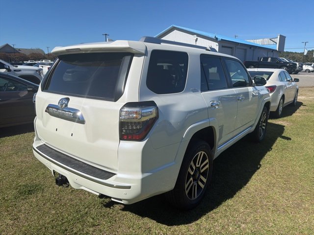 2022 Toyota 4Runner Limited - Photo 10