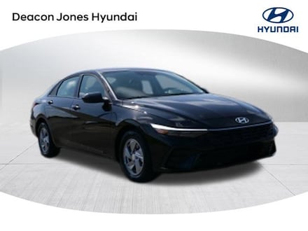 2026 Hyundai Elantra SE Sedan