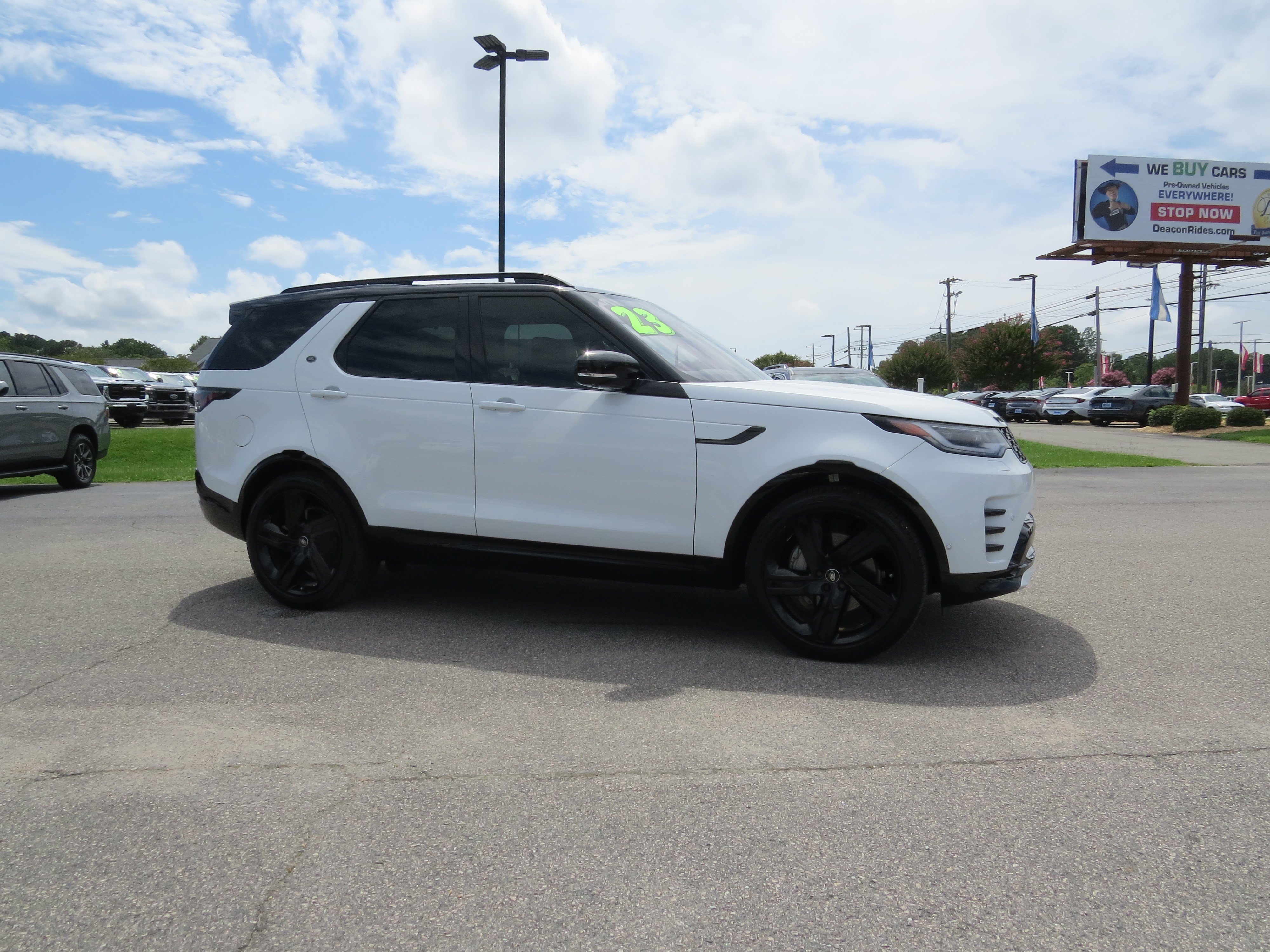 Used 2023 Land Rover Discovery P300 S R-Dynamic SUV