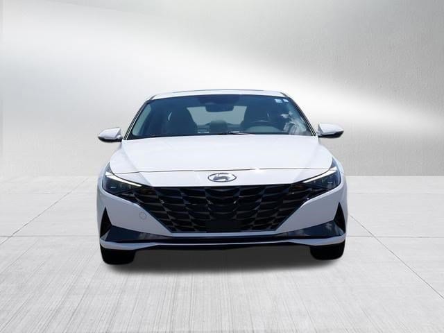 2023 Hyundai Elantra Limited - Photo 8