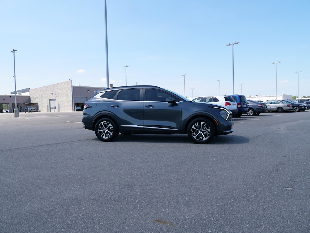 Used 2025 Kia Sportage EX SUV