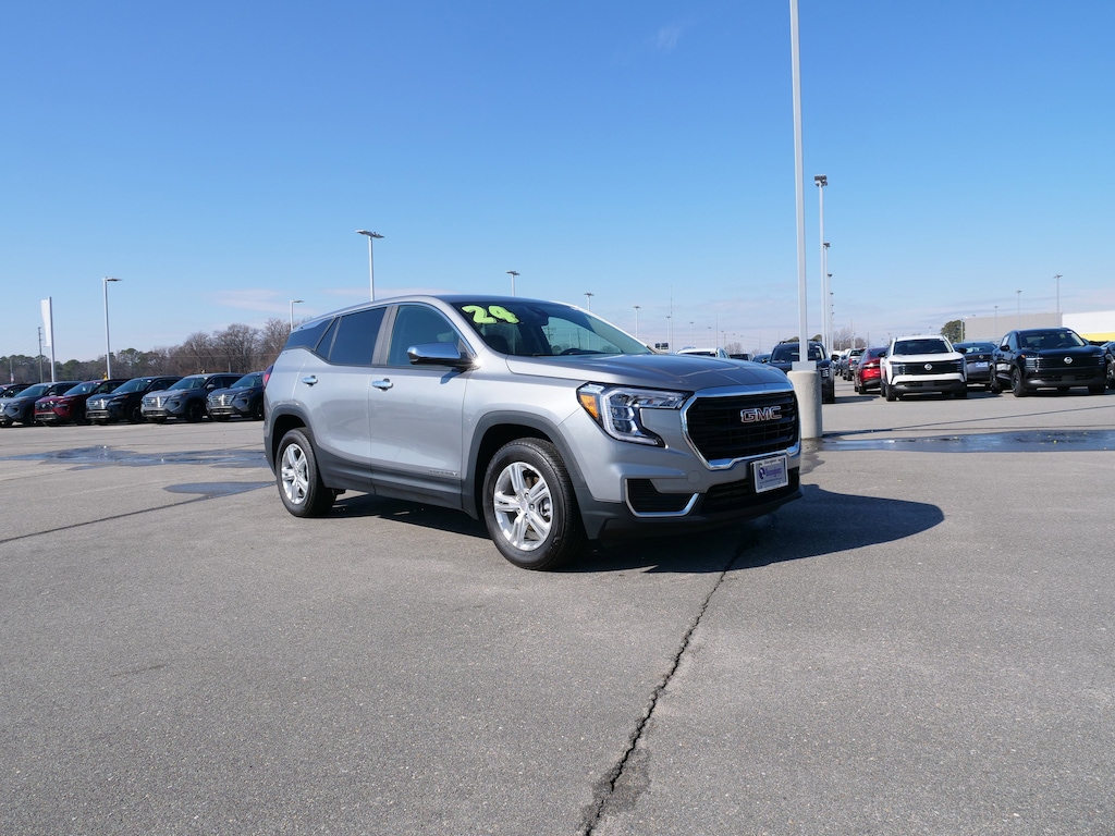 Used 2024 GMC Terrain SLE SUV