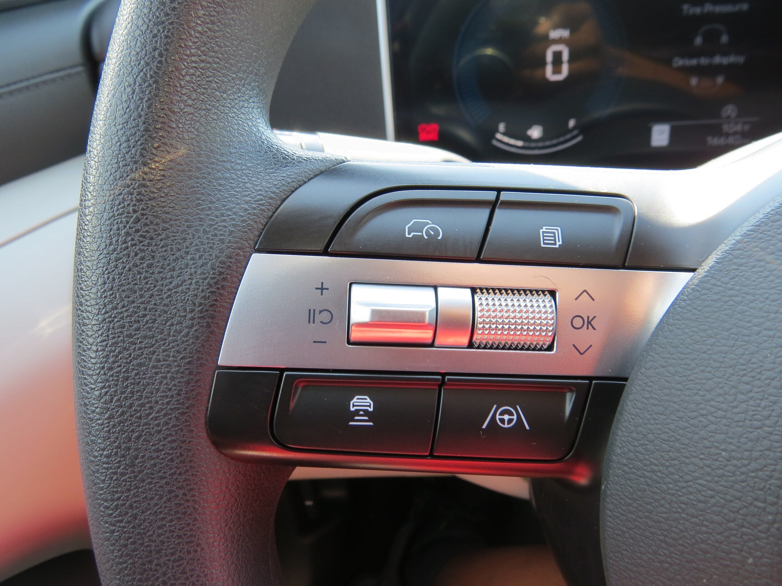 2025 Hyundai Tucson SEL - Photo 18