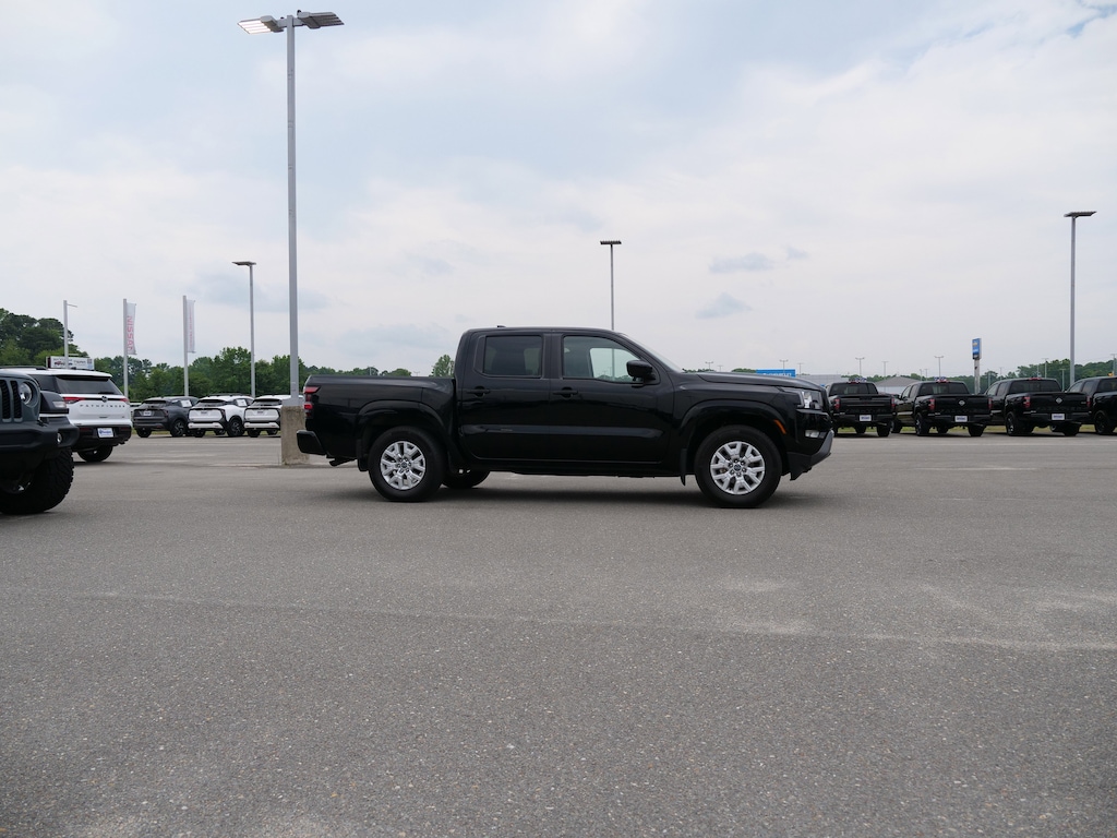 Used 2023 Nissan Frontier SV Truck Crew Cab