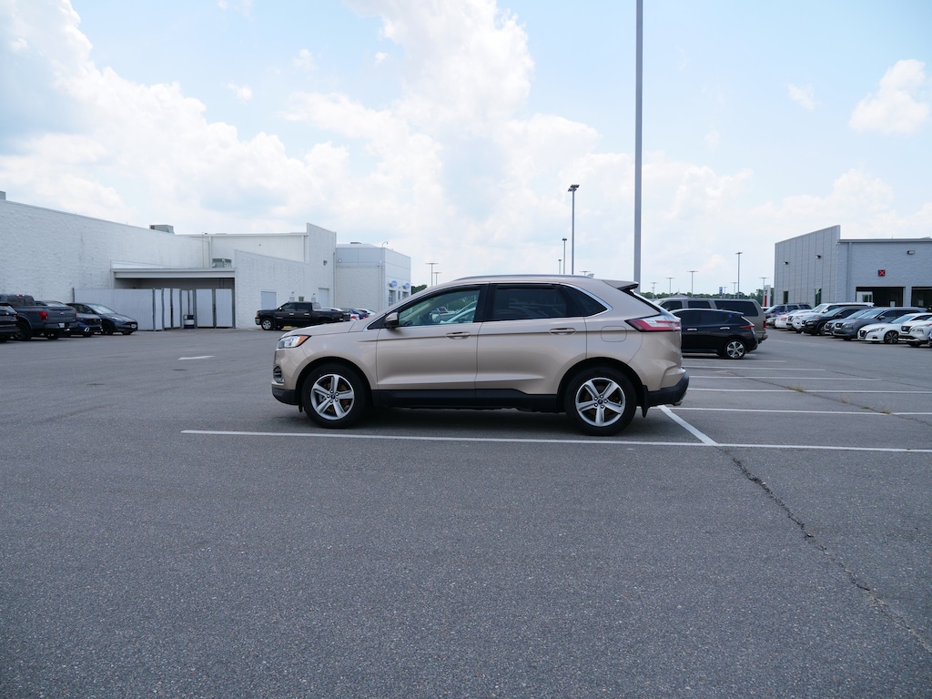 Used 2020 Ford Edge SEL SUV