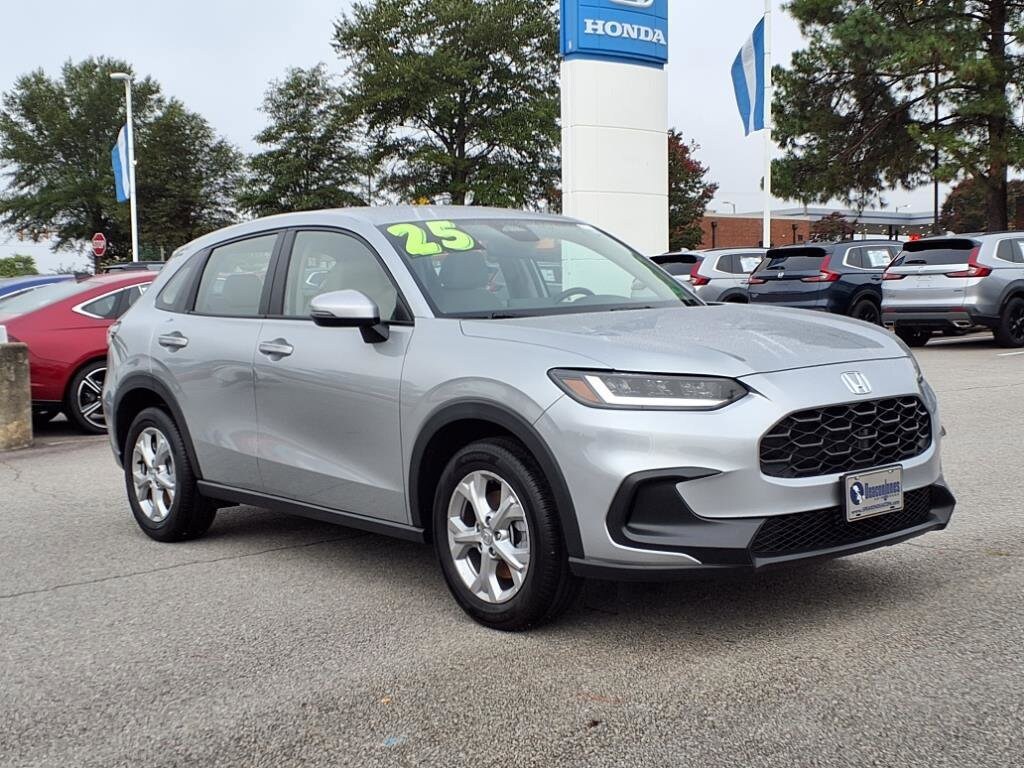 Used 2025 Honda HR-V LX SUV