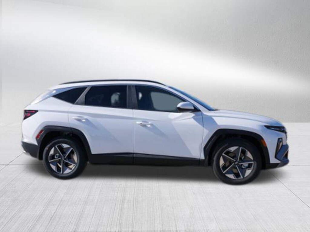 New 2026 Hyundai Tucson SEL FWD SUV