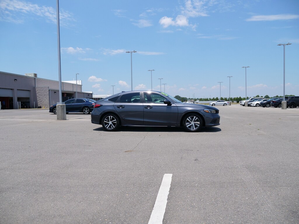 Used 2023 Honda Civic LX Hatchback