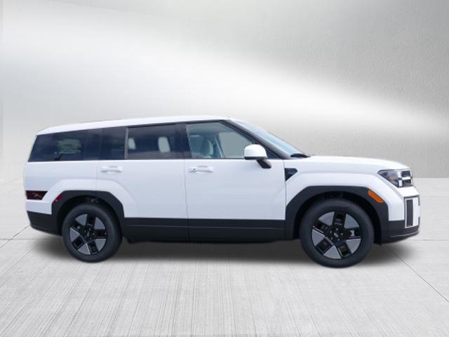 2026 Hyundai Santa Fe SE photo 2