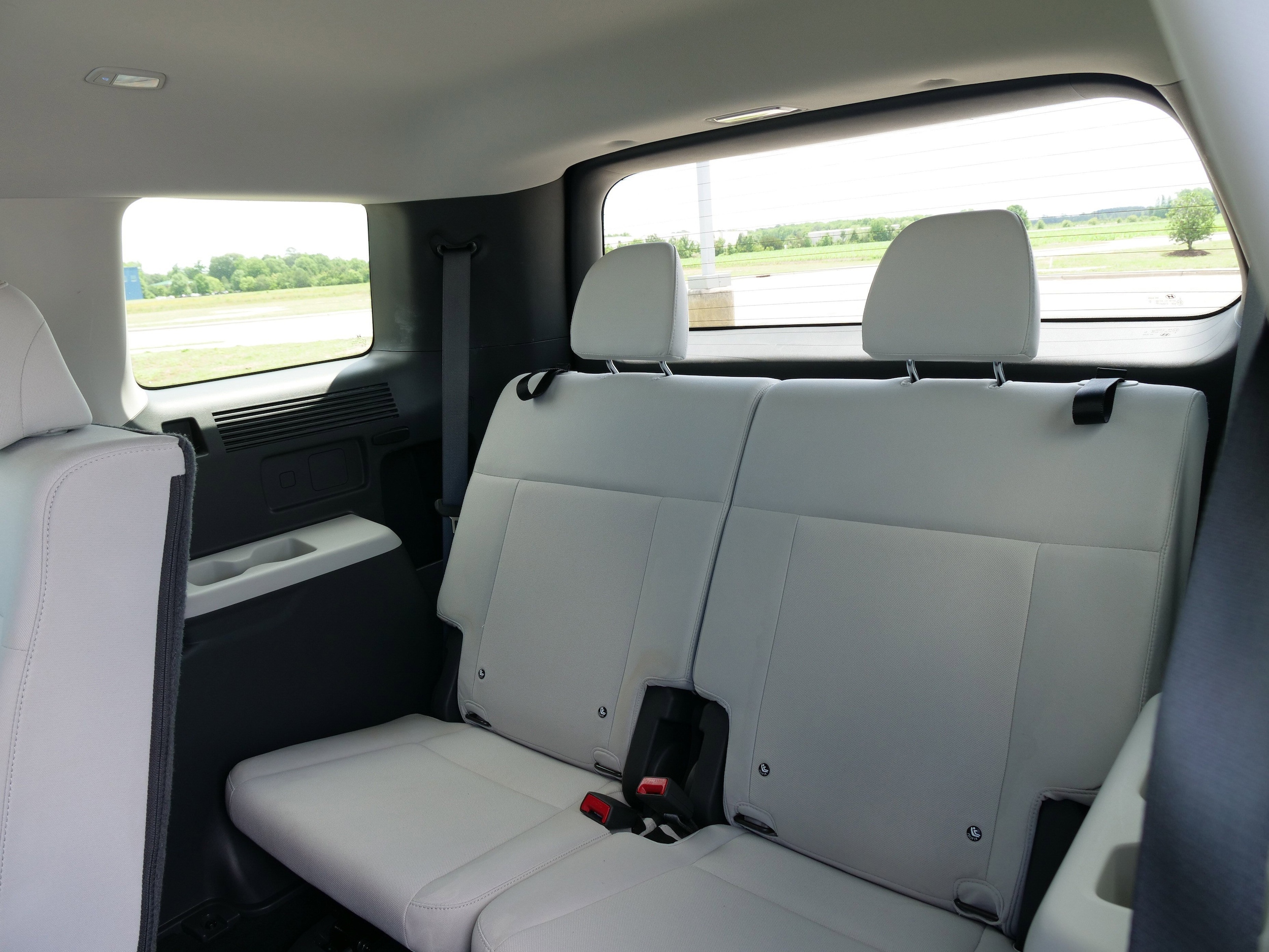 2024 Hyundai Santa Fe SE - Photo 14