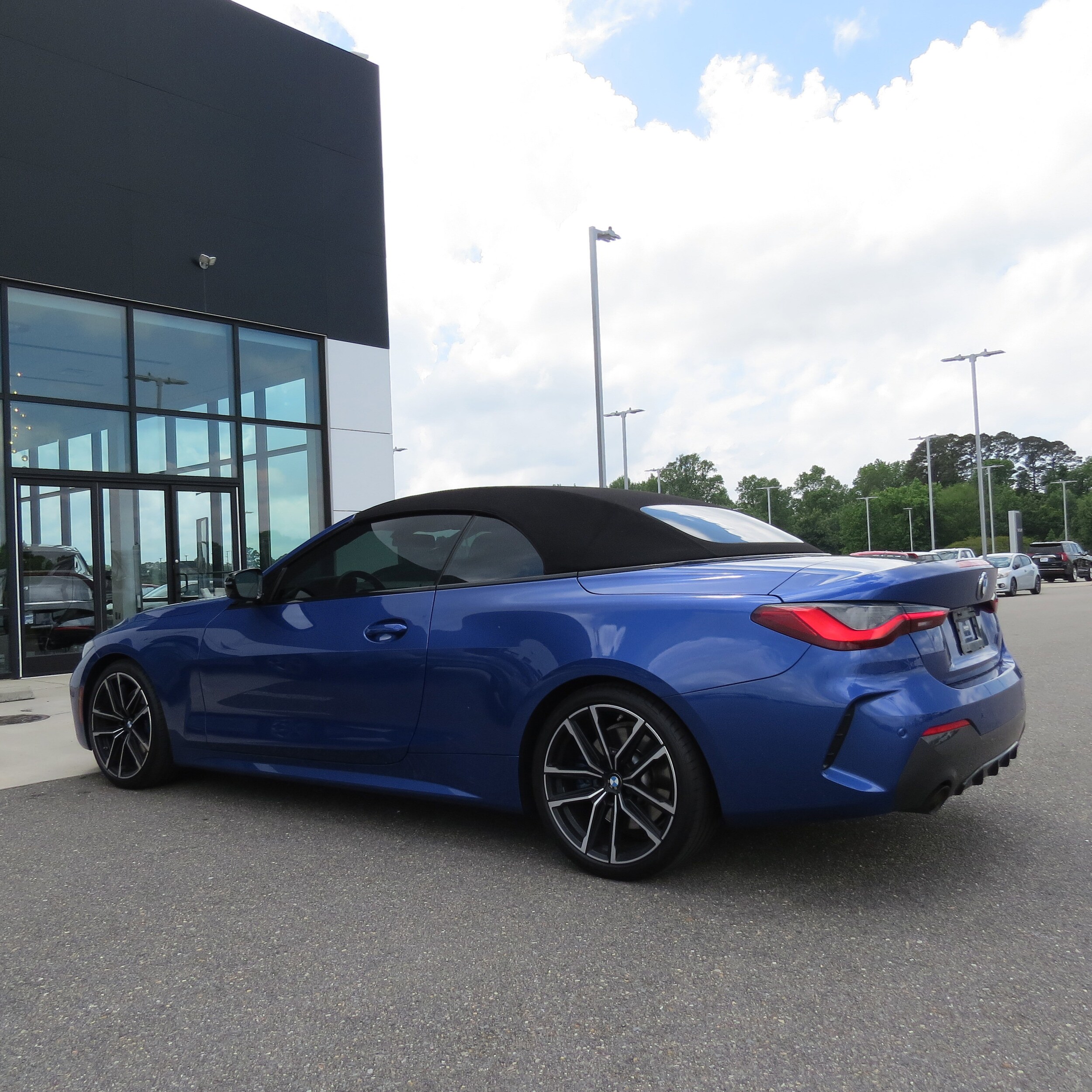 2022 Bmw 430i Convertible photo 2