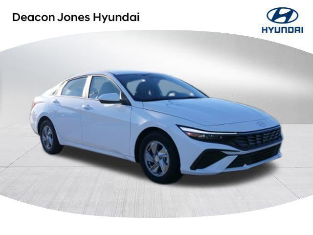 2026 Hyundai Elantra SE's photo