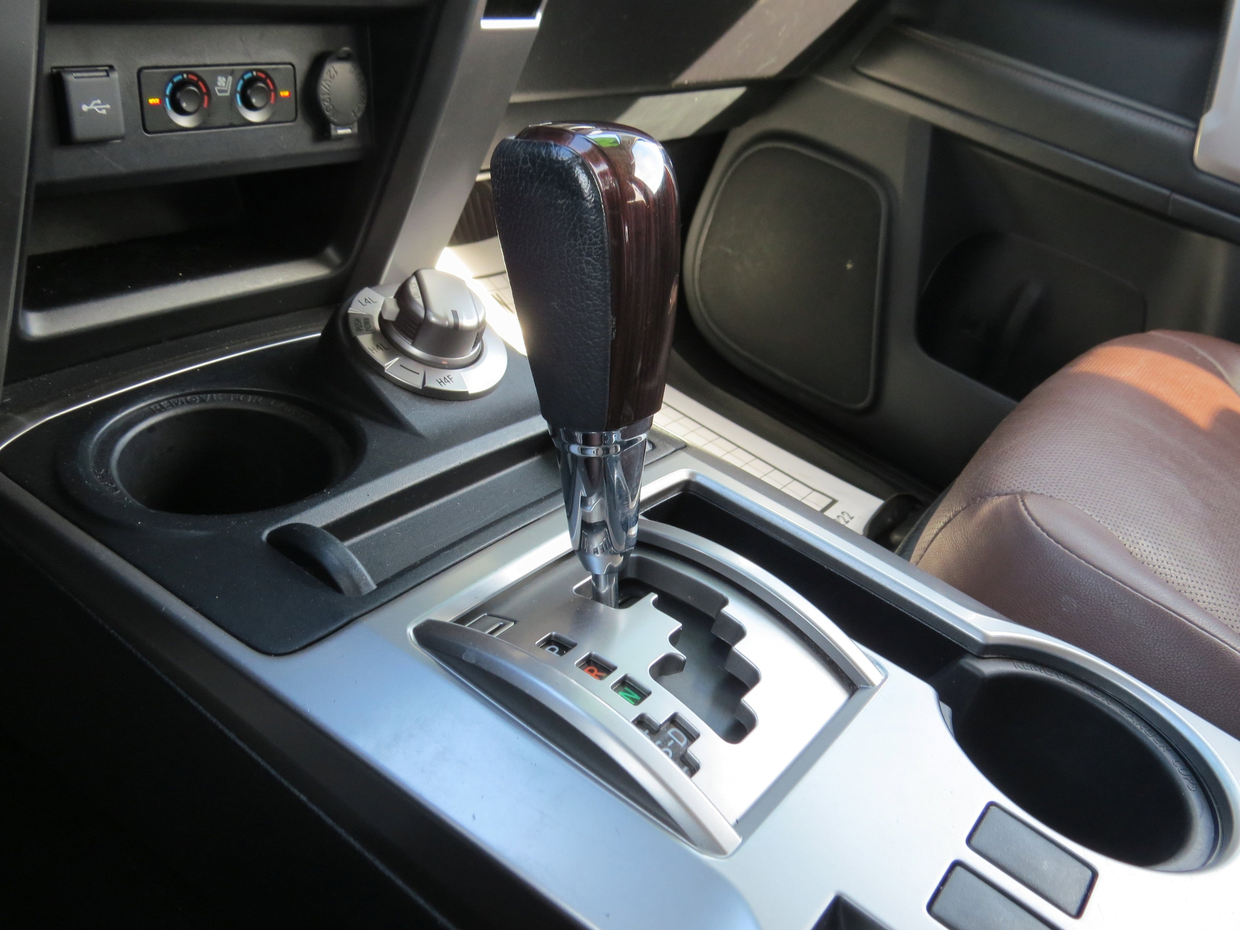 2022 Toyota 4Runner Limited - Photo 28