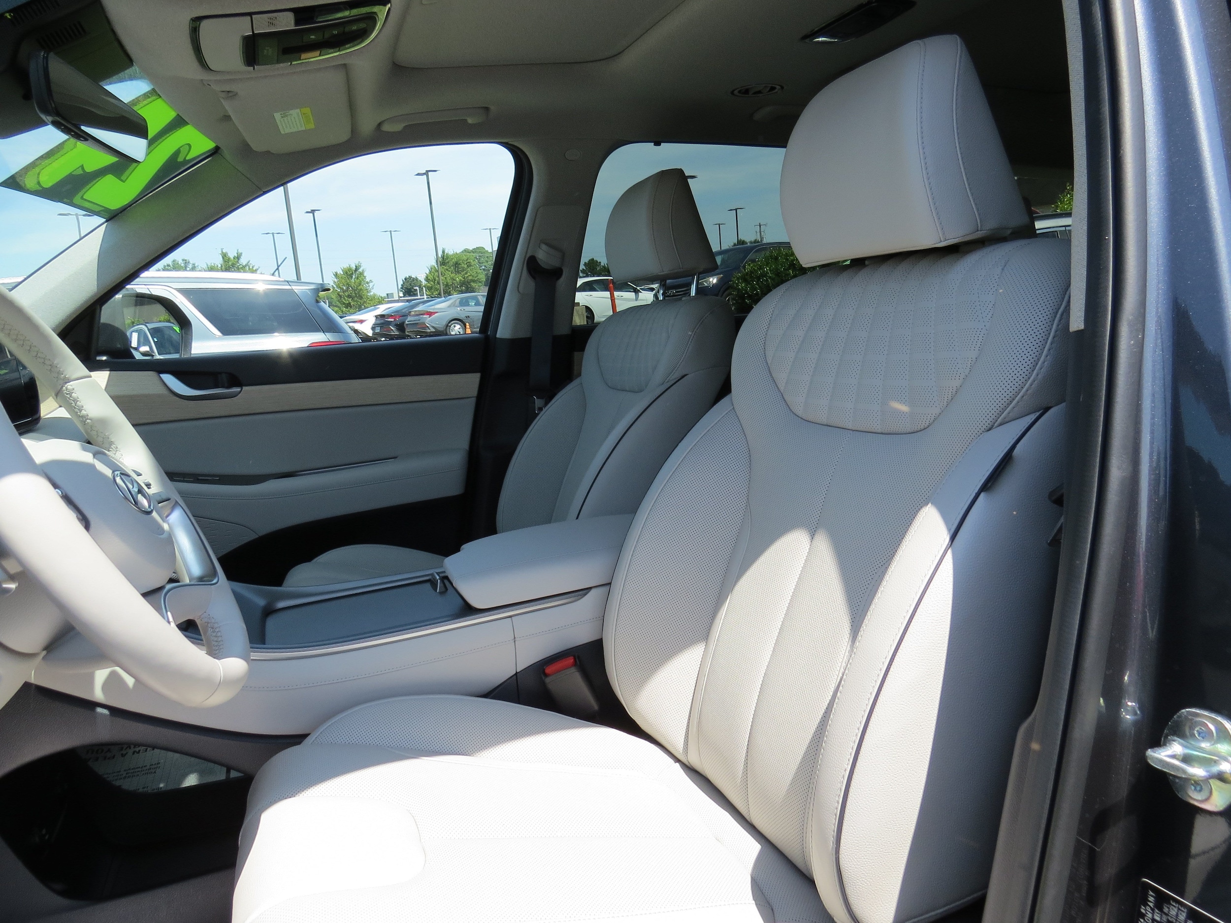 2024 Hyundai Palisade Limited - Photo 15