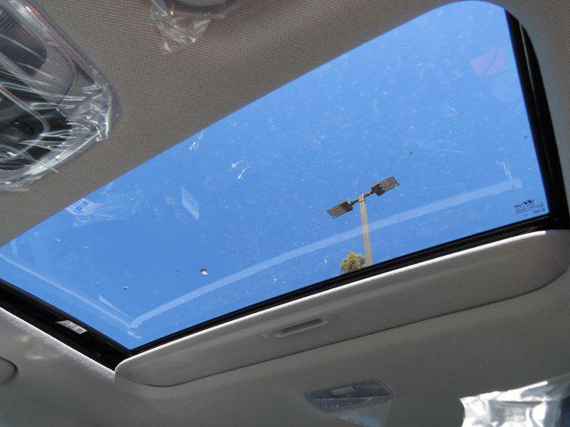 2025 Hyundai Elantra SEL - Photo 19