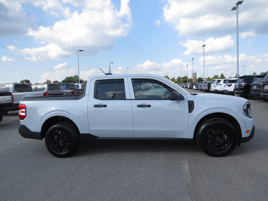 Used 2025 Ford Maverick XL Truck SuperCrew