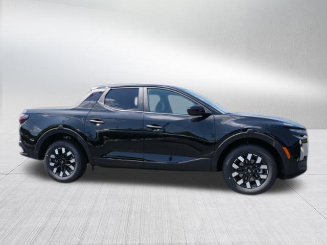 2025 Hyundai Santa Cruz SE photo 2