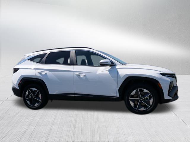 2025 Hyundai Tucson SEL Convenience photo 2