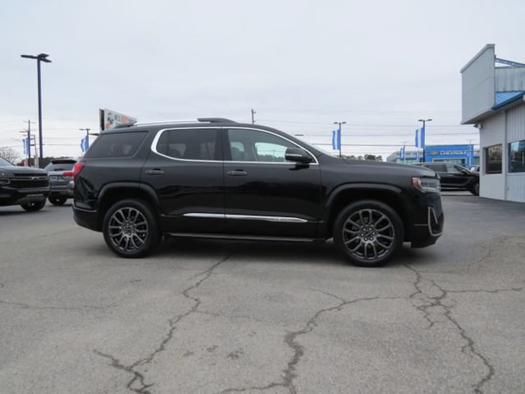 Used 2022 GMC Acadia Denali SUV