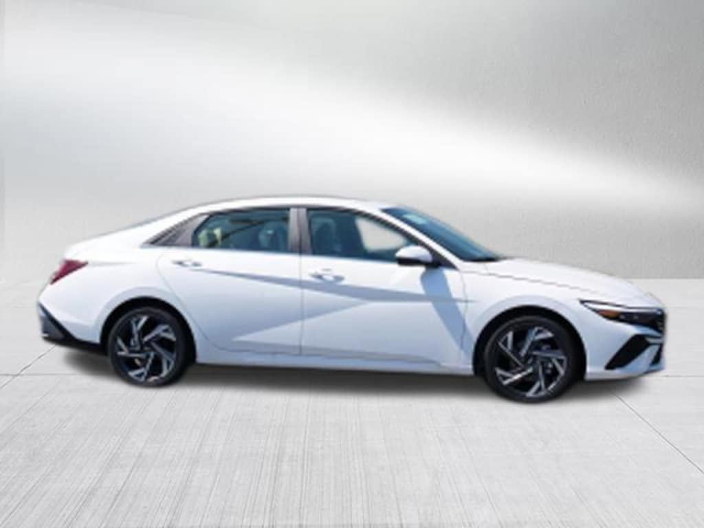 New 2026 Hyundai Elantra Limited Sedan