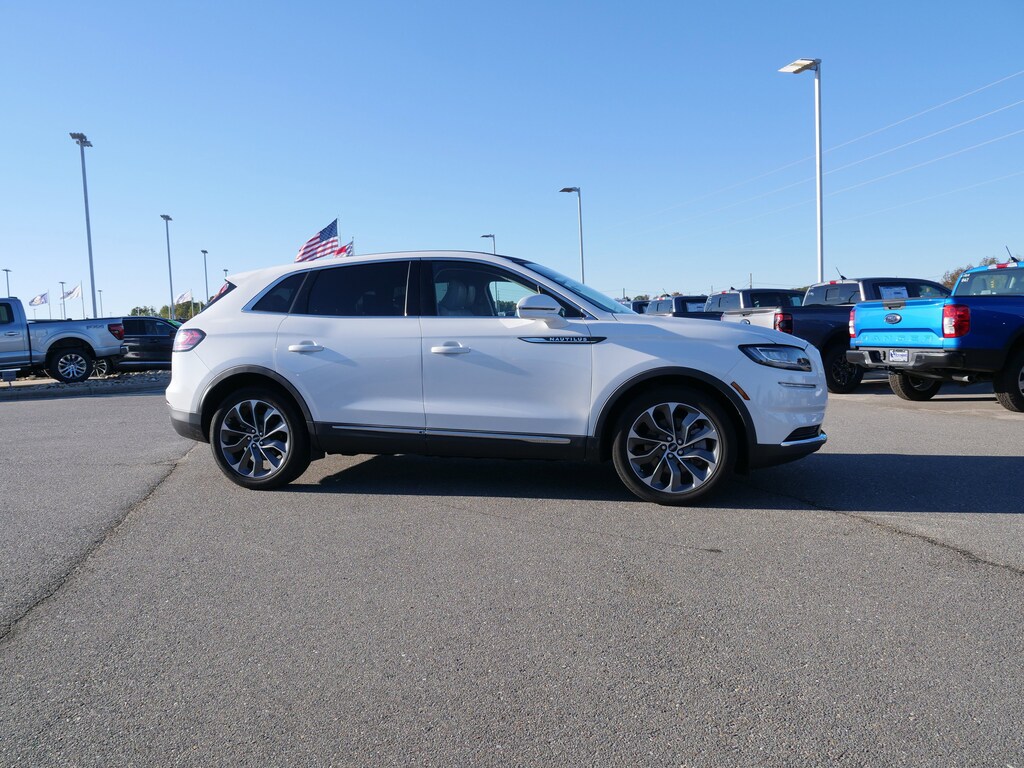 Used 2022 Lincoln Nautilus Reserve SUV